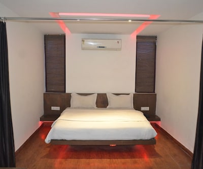 Hotel Varanasi Palace